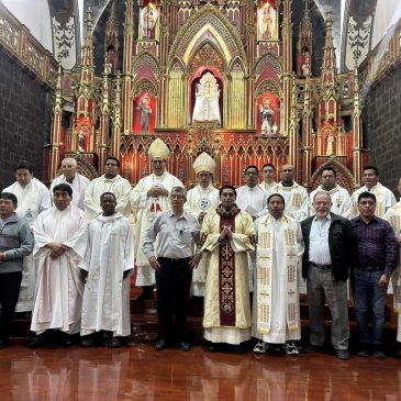 Retiro Anual de Sacerdotes de la Diócesis de Riobamba del 30 de Septiembre al 04 de Octubre en Baños de Agua Santa