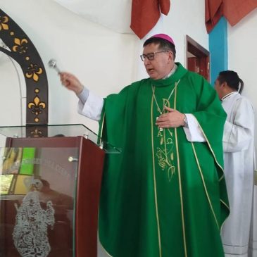 Bendición de la capilla dedicada a la Virgen del Cisne, en Iltus del cantón Chunchi