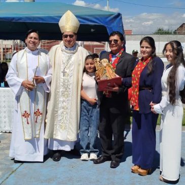 Eucaristía de  fiesta en la parroquia Sagrada Familia de la Diócesis de Riobamba