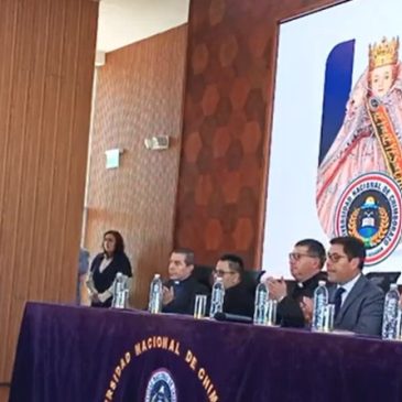Rueda de Prensa lanzamiento programa de fiestas del Niño Rey de Reyes de Chimborazo desde la UNACH